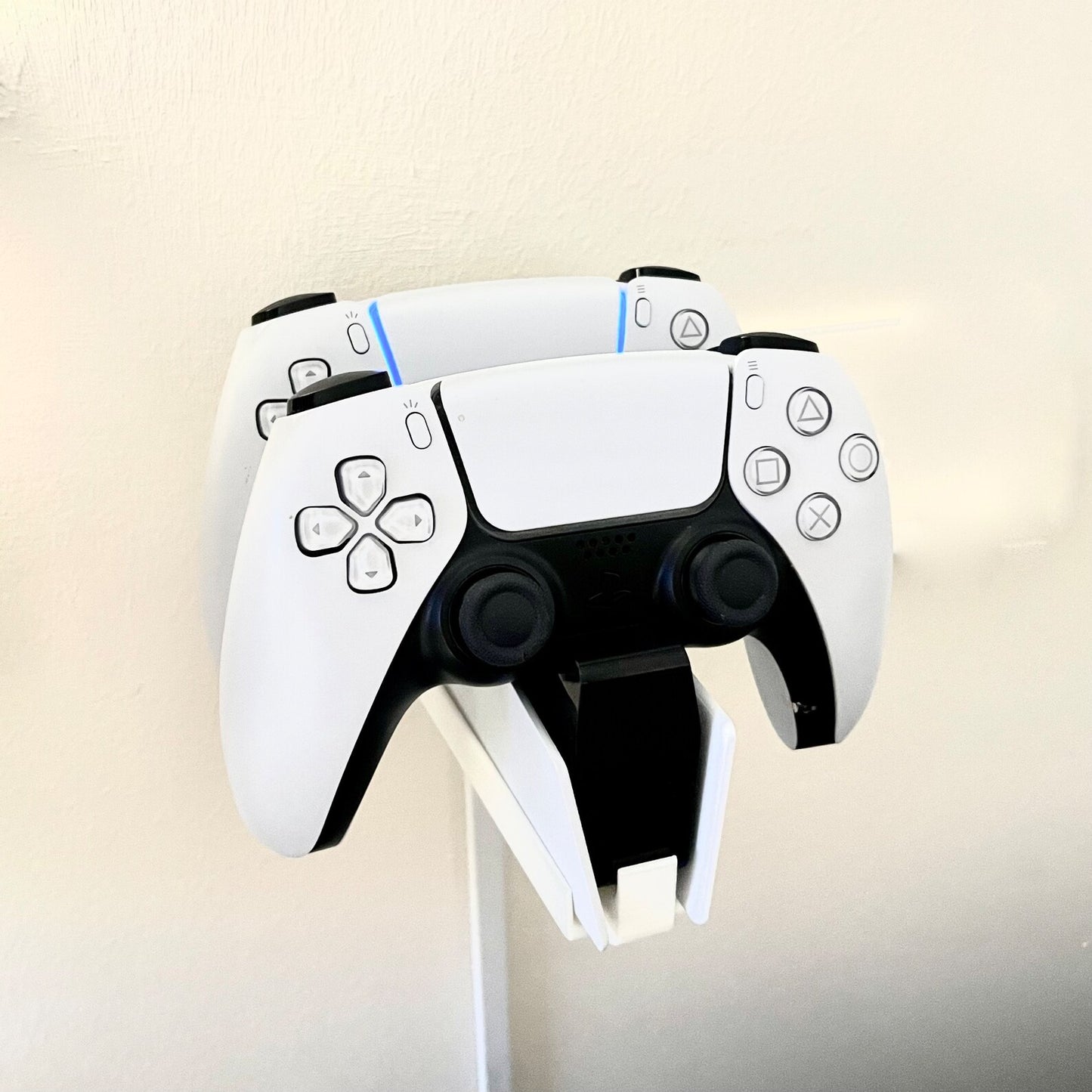 PlayStation 5 DualSense Charger Wall Mount Black and White
